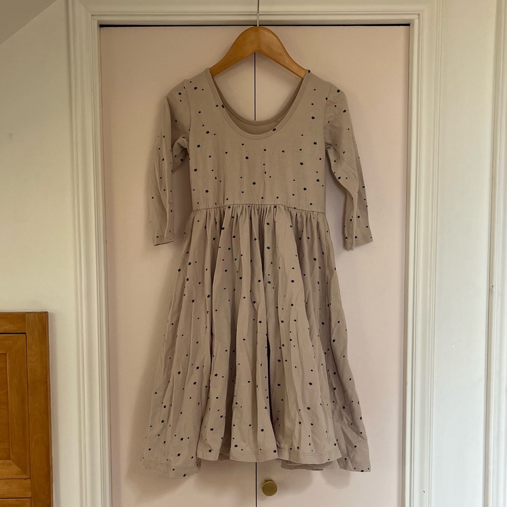 VEUC alice and ames ballet dress in light tan with black stars - size 10